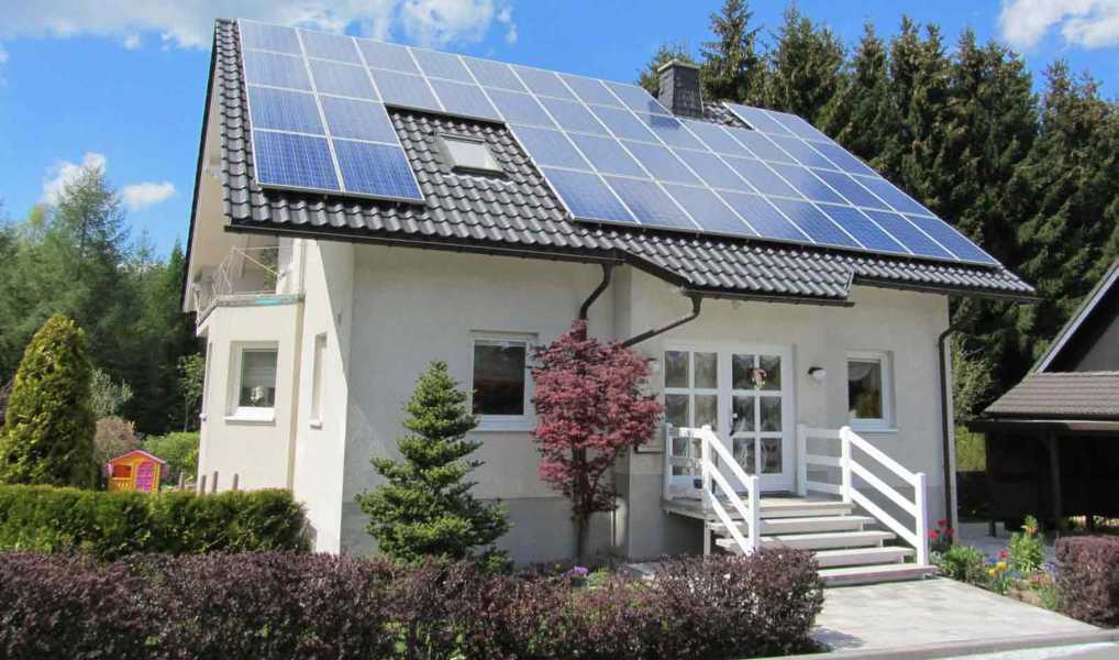 Lắp điện năng lượng mặt trời Hybrid cho nhà, doanh nghiệp